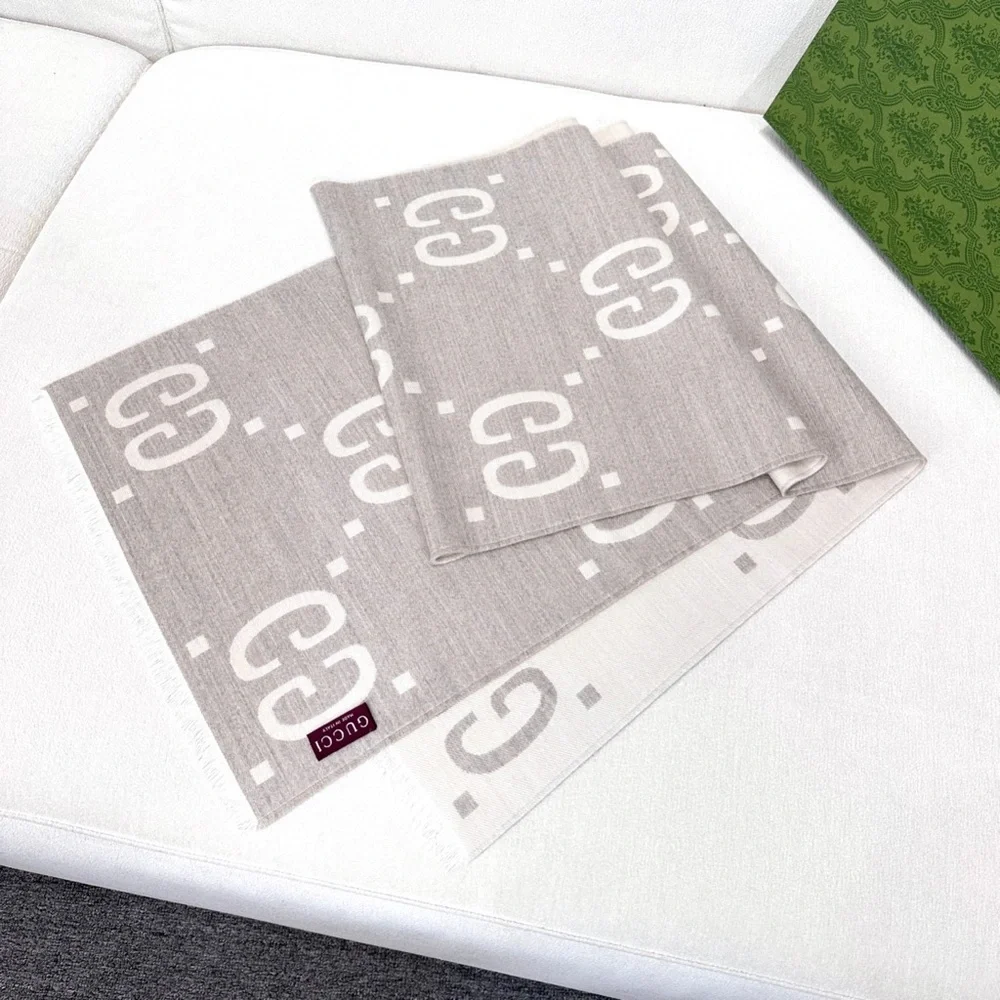 Gucci Reversible Beige & Ivory GG Logo Scarf